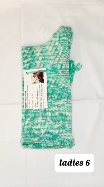 L6004 Ladies Size 6 Wool socks